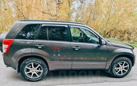 Suzuki Grand Vitara, 2010 год, 990 000 рублей, 24 фотография