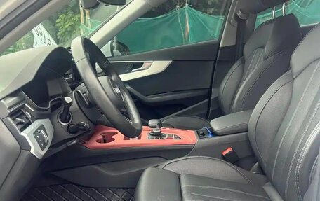 Audi A4, 2022 год, 2 930 000 рублей, 13 фотография