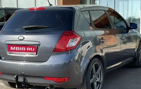 KIA cee'd I рестайлинг, 2010 год, 585 000 рублей, 6 фотография