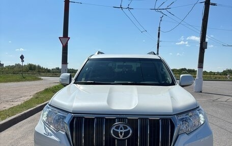 Toyota Land Cruiser Prado 150 рестайлинг 2, 2020 год, 7 000 рублей, 1 фотография