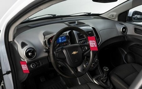 Chevrolet Aveo III, 2014 год, 500 000 рублей, 10 фотография