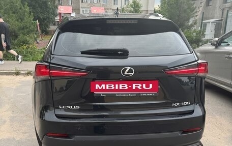 Lexus NX I, 2019 год, 2 800 000 рублей, 2 фотография