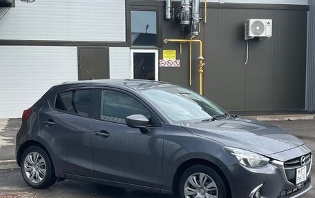 Mazda Demio IV, 2016 год, 749 000 рублей, 3 фотография