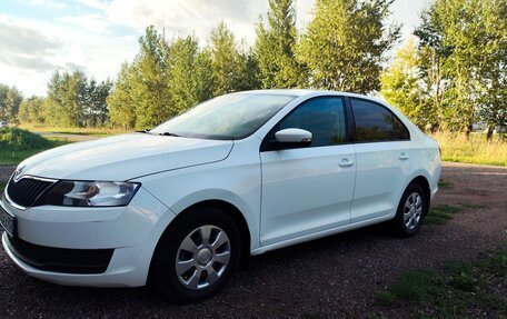 Skoda Rapid I, 2018 год, 1 200 000 рублей, 2 фотография