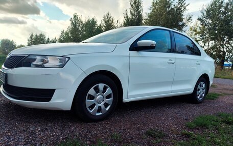 Skoda Rapid I, 2018 год, 1 200 000 рублей, 14 фотография