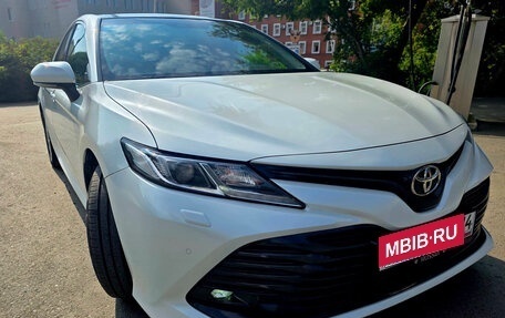 Toyota Camry, 2020 год, 2 840 000 рублей, 2 фотография