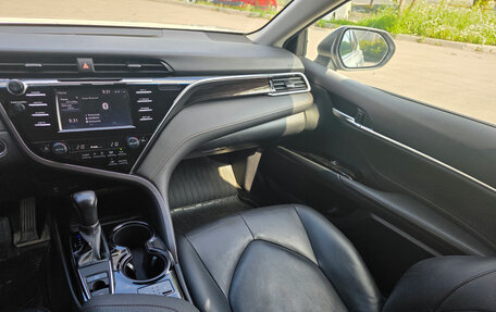Toyota Camry, 2020 год, 2 840 000 рублей, 13 фотография