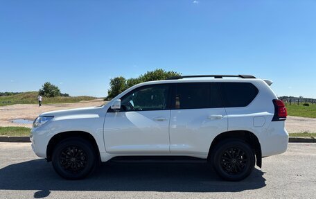 Toyota Land Cruiser Prado 150 рестайлинг 2, 2020 год, 7 000 рублей, 4 фотография