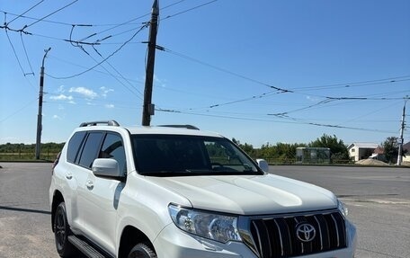 Toyota Land Cruiser Prado 150 рестайлинг 2, 2020 год, 7 000 рублей, 2 фотография