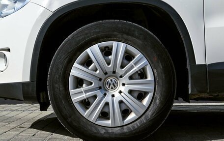 Volkswagen Tiguan I, 2010 год, 899 000 рублей, 23 фотография