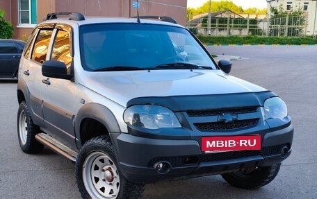 Chevrolet Niva I рестайлинг, 2004 год, 340 000 рублей, 2 фотография