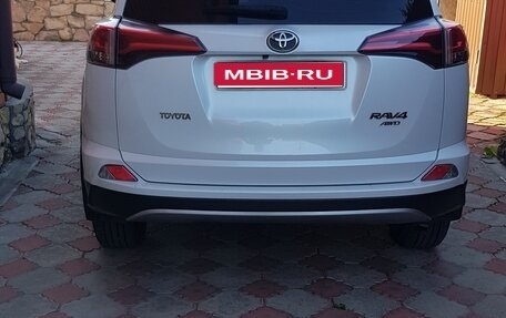 Toyota RAV4, 2019 год, 1 900 000 рублей, 1 фотография