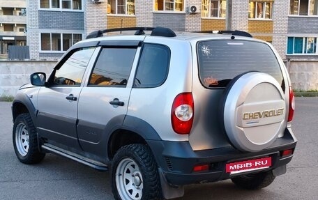 Chevrolet Niva I рестайлинг, 2004 год, 340 000 рублей, 5 фотография