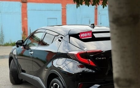 Toyota C-HR I рестайлинг, 2018 год, 2 080 000 рублей, 7 фотография