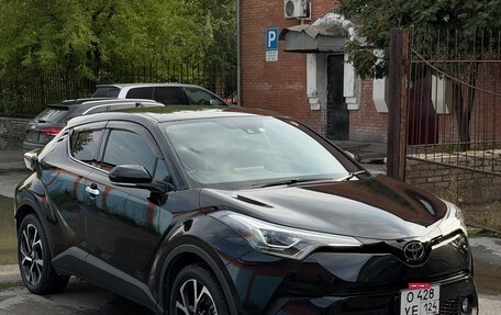 Toyota C-HR I рестайлинг, 2018 год, 2 080 000 рублей, 2 фотография