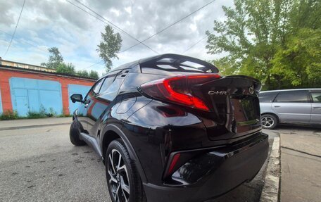 Toyota C-HR I рестайлинг, 2018 год, 2 080 000 рублей, 22 фотография