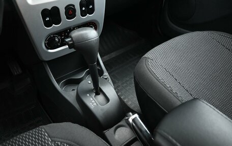 Renault Sandero I, 2014 год, 899 000 рублей, 17 фотография