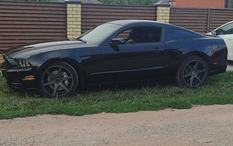 Ford Mustang VI рестайлинг, 2013 год, 1 500 000 рублей, 7 фотография