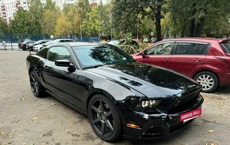 Ford Mustang VI рестайлинг, 2013 год, 1 500 000 рублей, 10 фотография