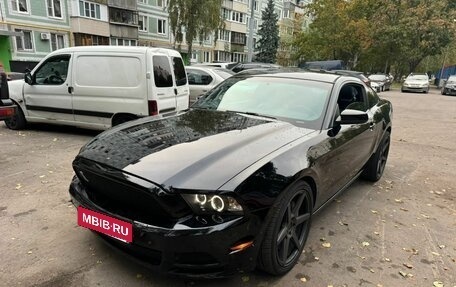 Ford Mustang VI рестайлинг, 2013 год, 1 500 000 рублей, 12 фотография