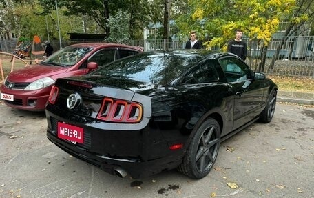 Ford Mustang VI рестайлинг, 2013 год, 1 500 000 рублей, 9 фотография