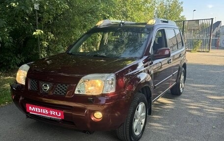 Nissan X-Trail, 2005 год, 650 000 рублей, 8 фотография