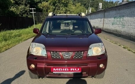 Nissan X-Trail, 2005 год, 650 000 рублей, 15 фотография