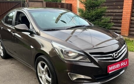 Hyundai Solaris II рестайлинг, 2015 год, 985 000 рублей, 3 фотография