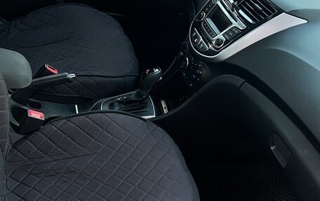 Hyundai Solaris II рестайлинг, 2015 год, 985 000 рублей, 8 фотография