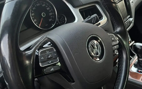 Volkswagen Touareg III, 2011 год, 1 670 000 рублей, 5 фотография