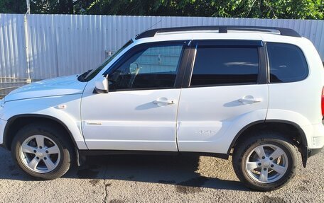 Chevrolet Niva I рестайлинг, 2013 год, 700 000 рублей, 4 фотография