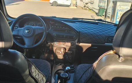 Chevrolet Niva I рестайлинг, 2013 год, 700 000 рублей, 17 фотография