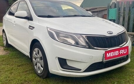 KIA Rio III рестайлинг, 2012 год, 500 000 рублей, 2 фотография