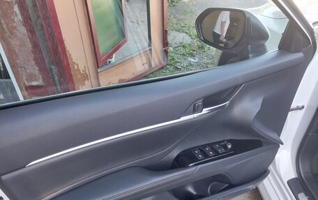 Toyota Camry, 2018 год, 3 490 000 рублей, 22 фотография