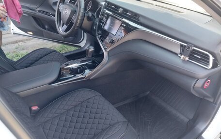 Toyota Camry, 2018 год, 3 490 000 рублей, 19 фотография