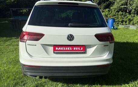 Volkswagen Tiguan II, 2019 год, 1 980 000 рублей, 4 фотография