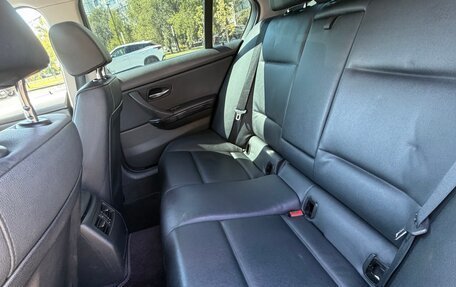 BMW 3 серия, 2011 год, 750 000 рублей, 17 фотография