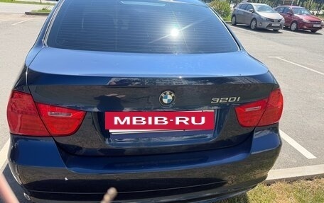 BMW 3 серия, 2011 год, 750 000 рублей, 5 фотография
