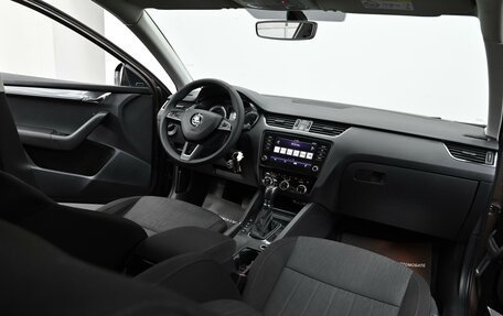 Skoda Octavia, 2017 год, 1 445 000 рублей, 5 фотография