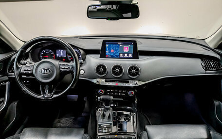 KIA Stinger I, 2019 год, 2 215 000 рублей, 13 фотография