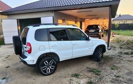 Chevrolet Niva I рестайлинг, 2013 год, 698 000 рублей, 4 фотография
