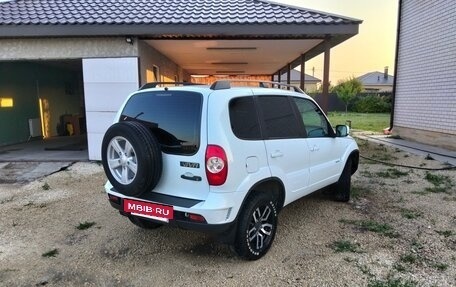 Chevrolet Niva I рестайлинг, 2013 год, 698 000 рублей, 5 фотография