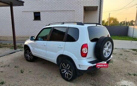 Chevrolet Niva I рестайлинг, 2013 год, 698 000 рублей, 8 фотография