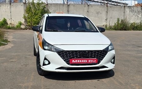 Hyundai Solaris II рестайлинг, 2019 год, 630 000 рублей, 5 фотография