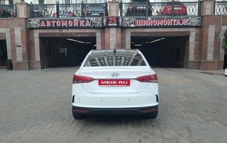 Hyundai Solaris II рестайлинг, 2018 год, 780 000 рублей, 4 фотография