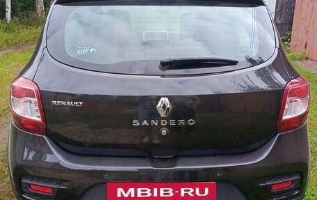 Renault Sandero II рестайлинг, 2017 год, 1 090 000 рублей, 2 фотография