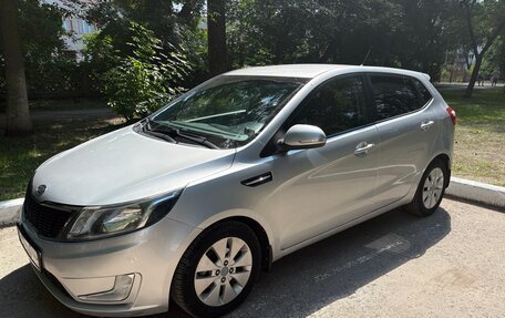 KIA Rio III рестайлинг, 2012 год, 700 000 рублей, 2 фотография