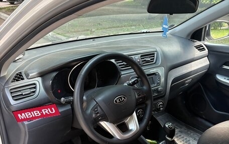 KIA Rio III рестайлинг, 2012 год, 700 000 рублей, 4 фотография