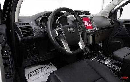 Toyota Land Cruiser Prado 150 рестайлинг 2, 2015 год, 3 035 000 рублей, 6 фотография