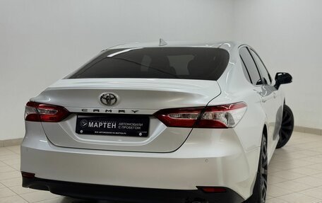 Toyota Camry, 2019 год, 2 720 000 рублей, 6 фотография